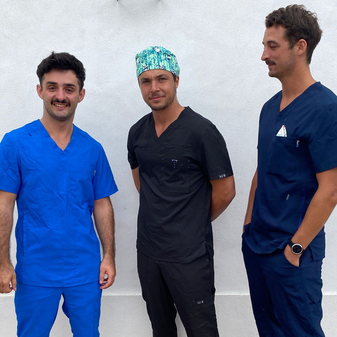 Des blouses médicales pour les hommes !