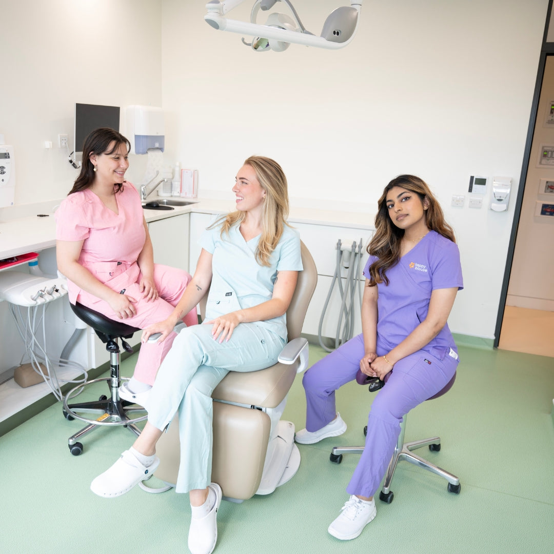 8 raisons d’acheter une tenue médicale de la marque Koi !