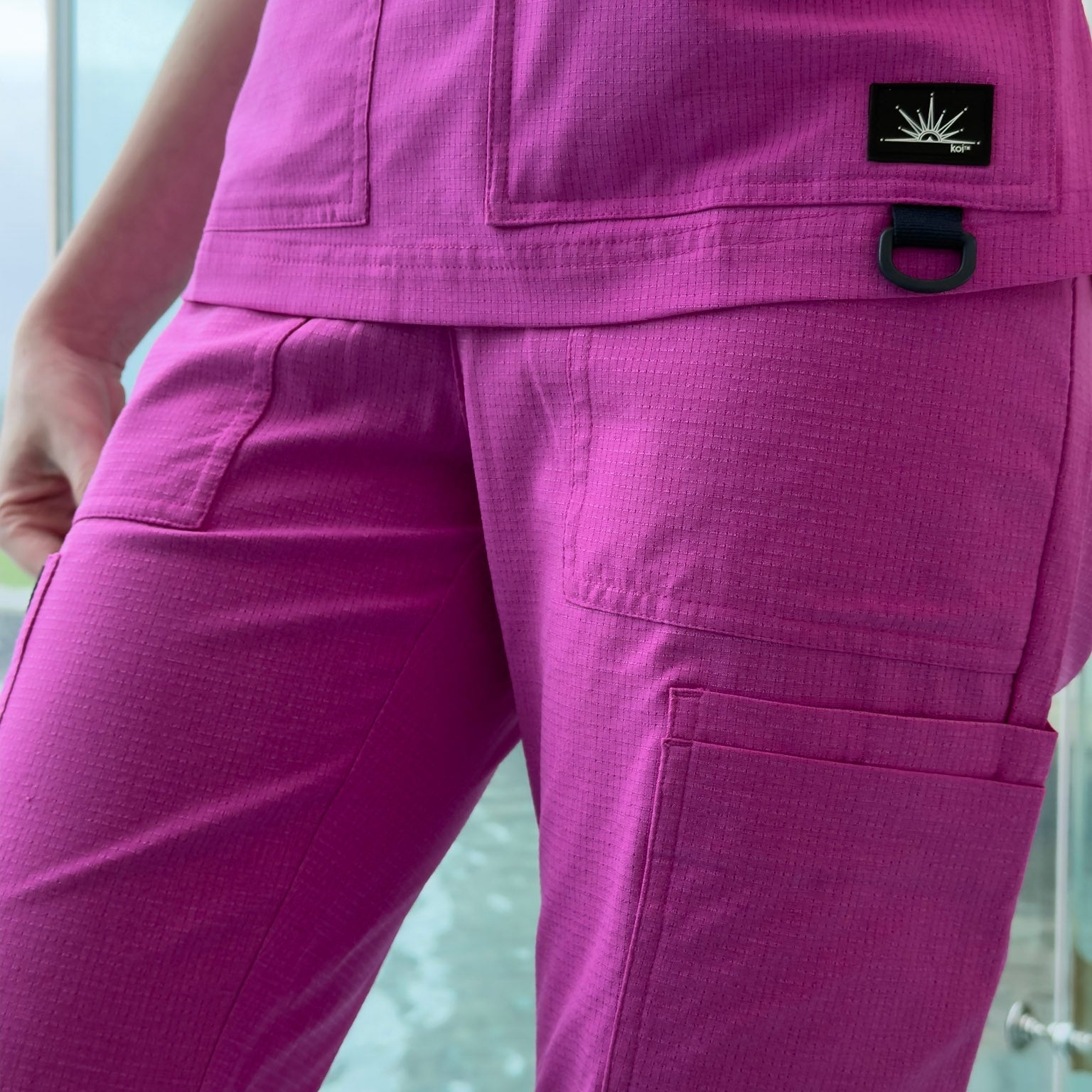 Pantalon médical : comment choisir la bonne longueur de jambe (petite/moyenne/grande)