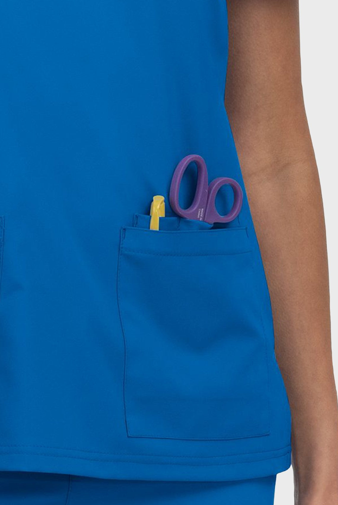 Blouse médicale femme Koi Cureology Cardi - Bleu roi - poche