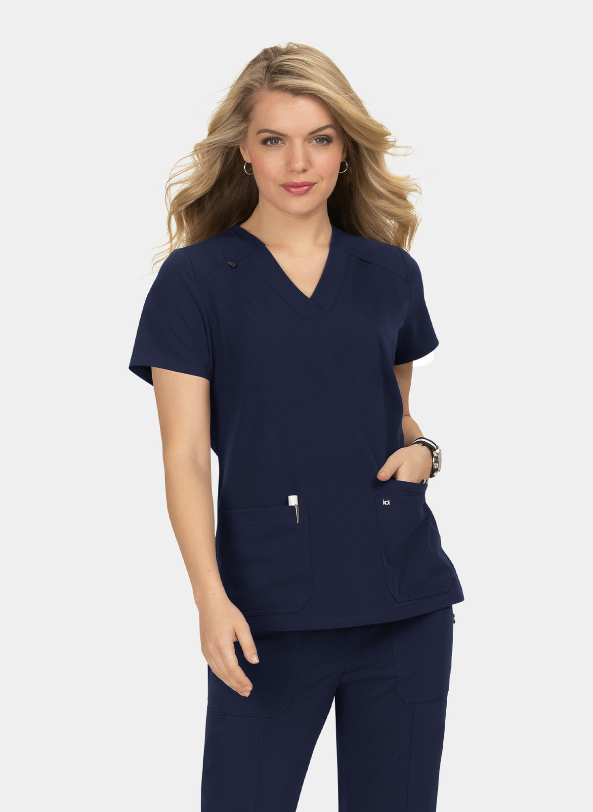 Blouse médicale femme Koi Next Gen Agitation et passion bleu marine