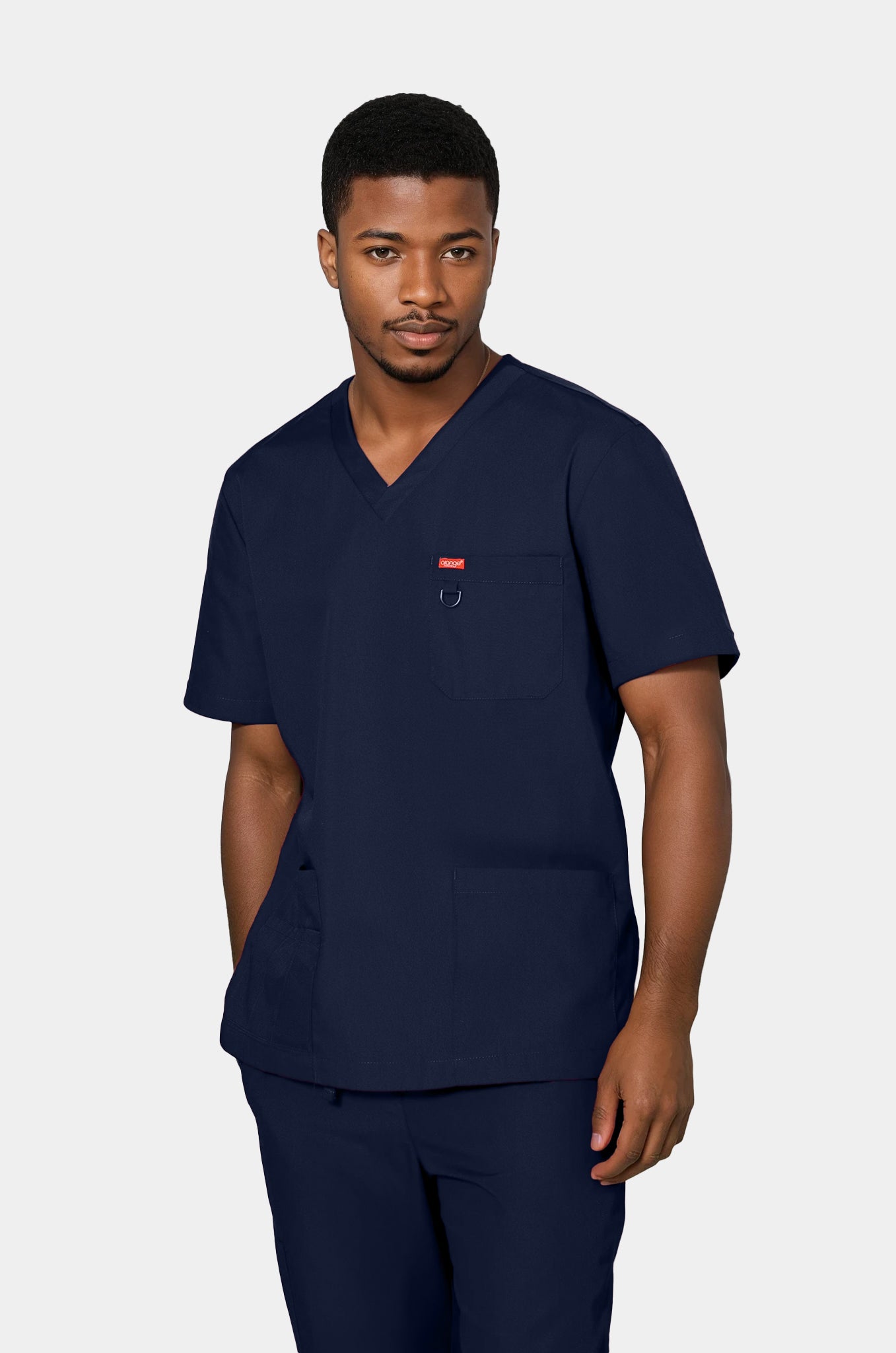 Homme portant une blouse médicale unisexe Orange standard Balboa - Bleu Marine