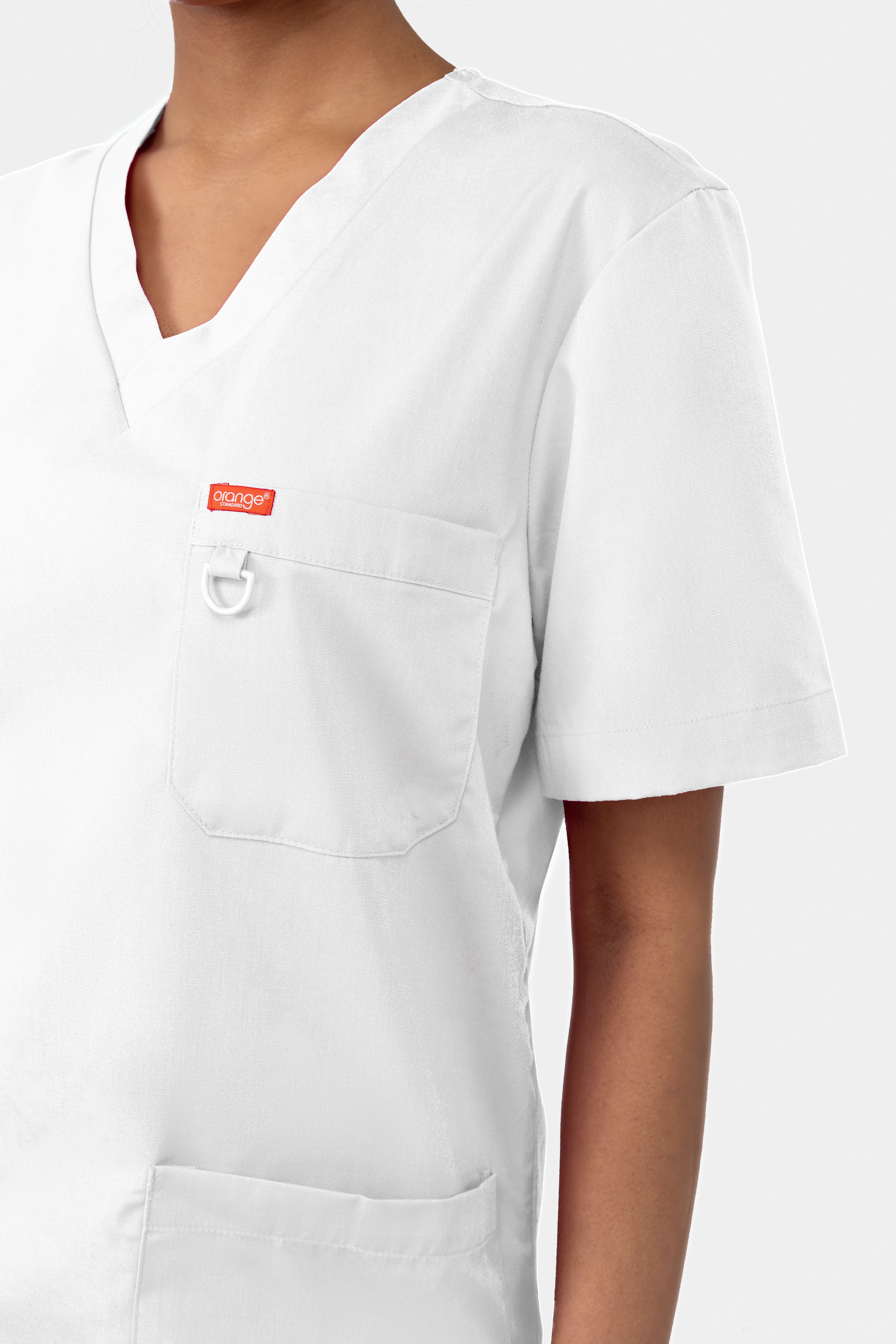 Focus d'une femme portant une blouse médicale unisexe Orange standard Balboa - Blanc