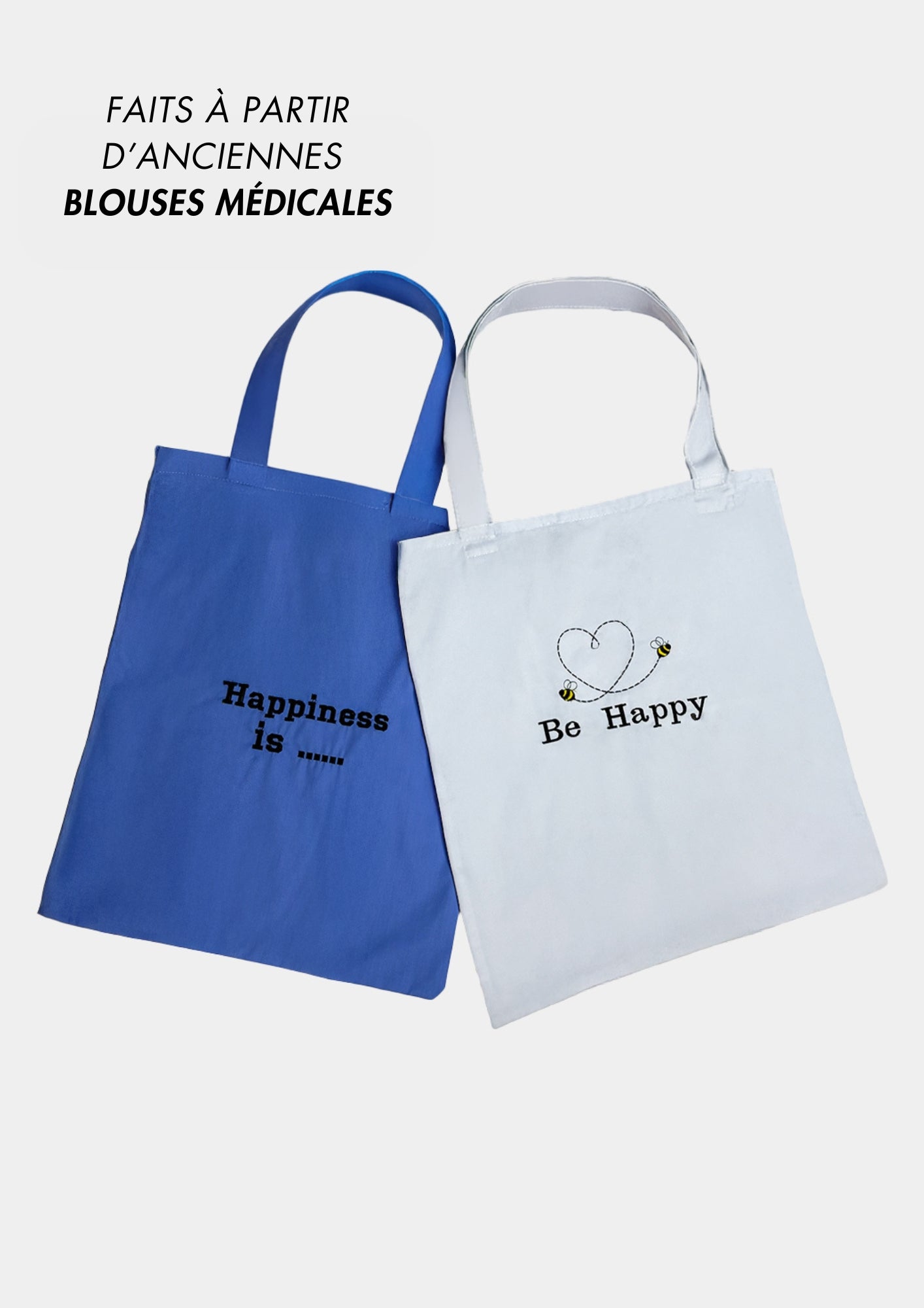 tote bag bleu et blanc réalisés à partir de blouses médicales usées et recylcées