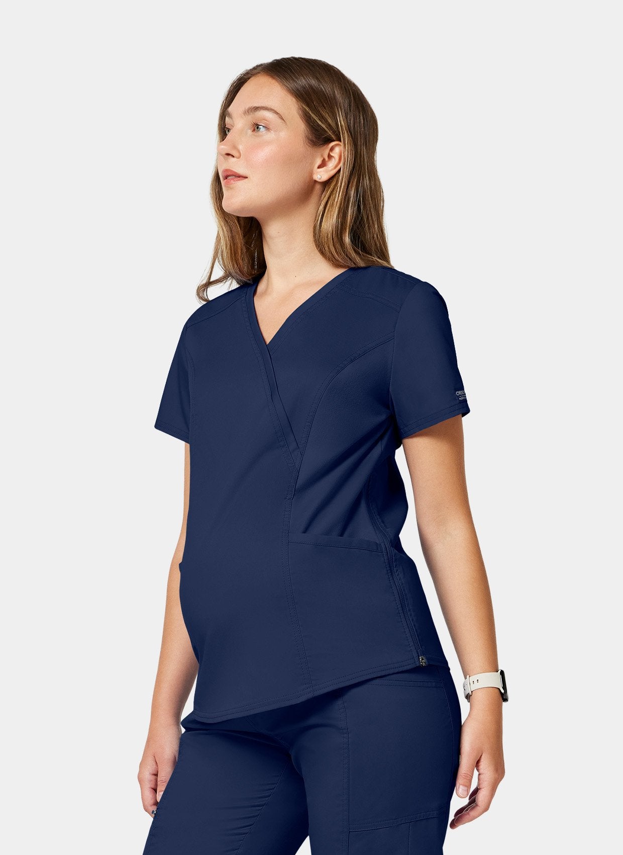 blouse médicale femme enceinte côté gauche