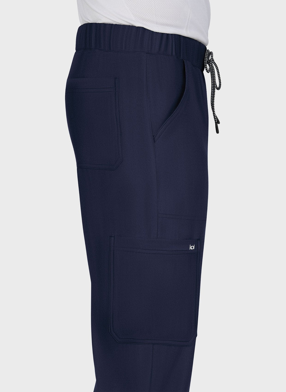 Pantalon médical homme Koi Next Gen Agissez bleu marine gros plan