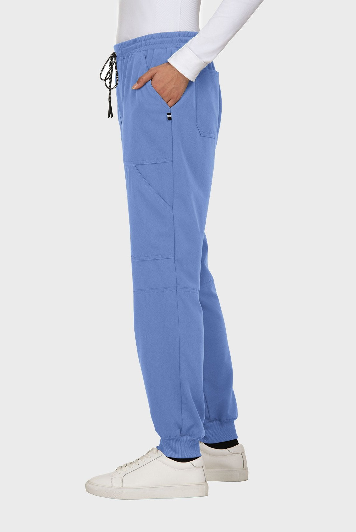 Pantalon médical femme Koi Next Gen Bonnes ondes bleu ciel vue trois quarts