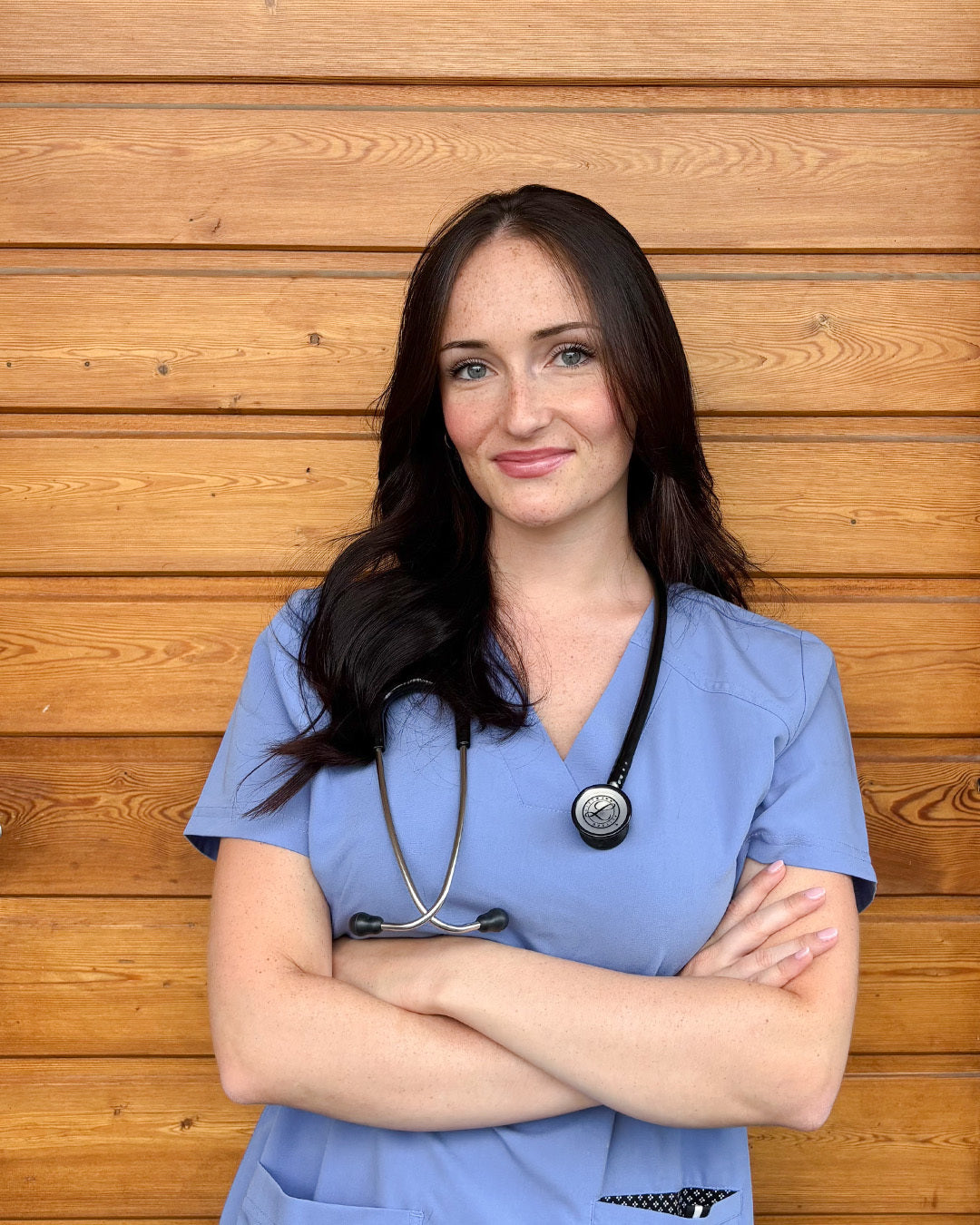 Etudiante en tenue medicale Happyblouse bleu ciel