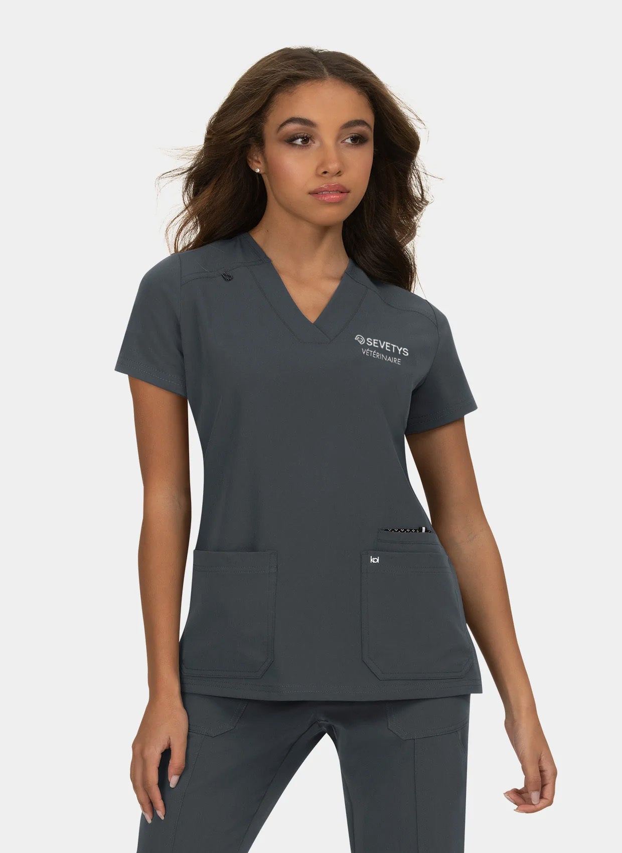 Blouse médicale femme Agitation et passion Anthracite - Logo Blanc SEVETYS + Texte 