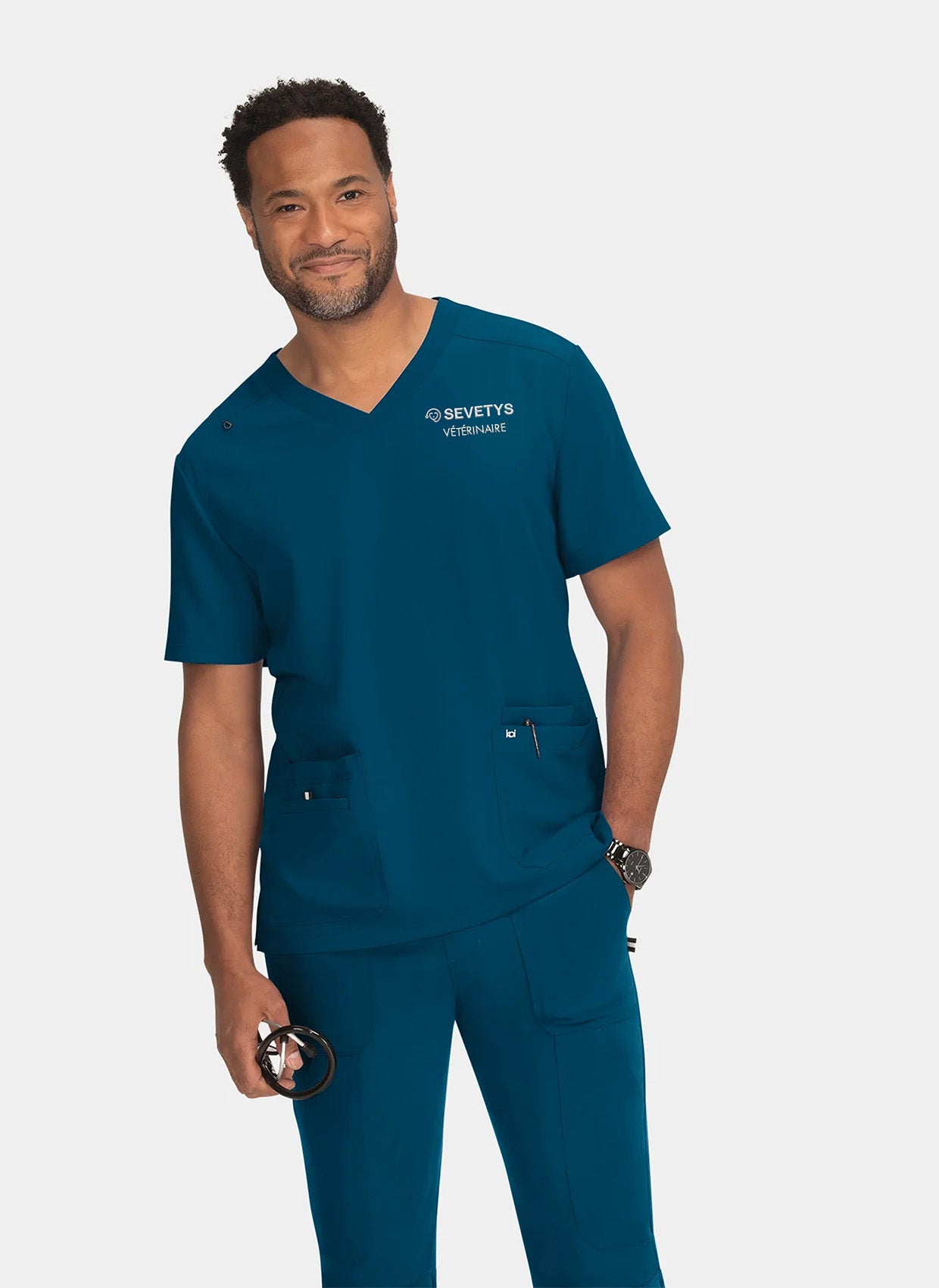 Blouse médicale homme Liberté Bleu Caraïbes - Logo Blanc SEVETYS + Texte 