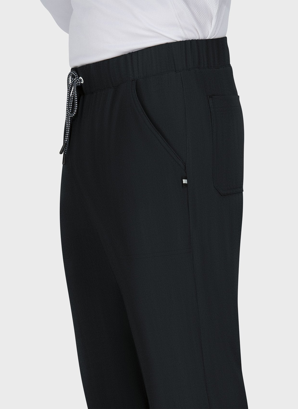 Pantalon médical homme Koi Next Gen Agissez noir gros plan 2