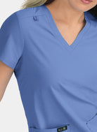 Blouse médicale femme Koi Basics Becca Avant - bleu ciel