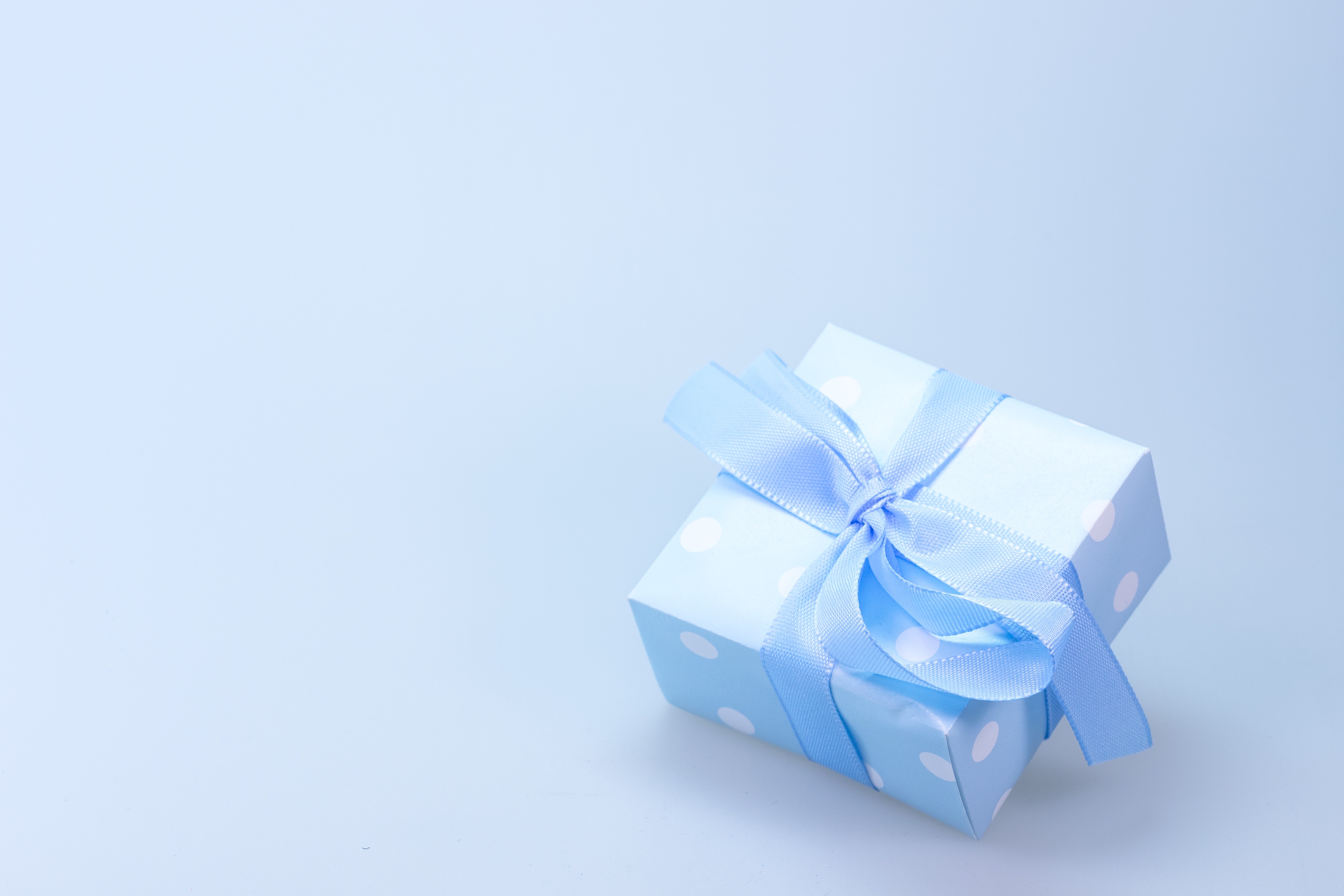 birthday-gift-blue-decor-45213